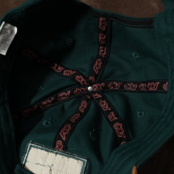 Whistler 04 Fairmont the Presidents Club Hat (OS) - Picture 7 of 8